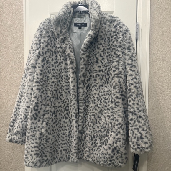 Kenneth Cole Snow Leopard Coat New with Tags , Size L - Picture 1 of 3